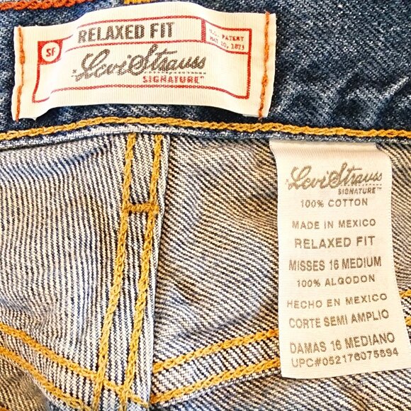 Vintage Levi Strauss Relaxed Fit Tapered Leg Medium Wash Women's Jeans Pants - Picture 6 of 11